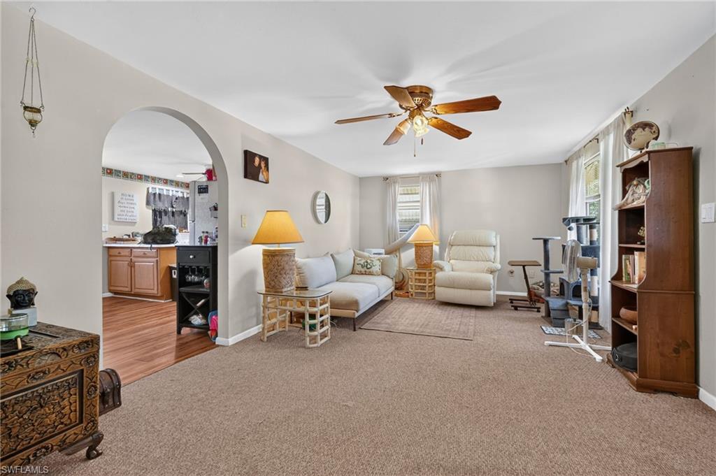 9044 Somerset Ln Property Photo 8