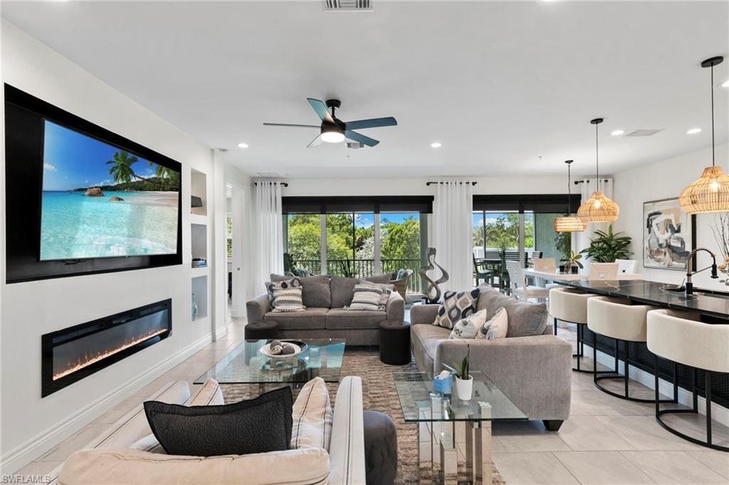 2567 Seychelles Dr 207 Property Photo 4