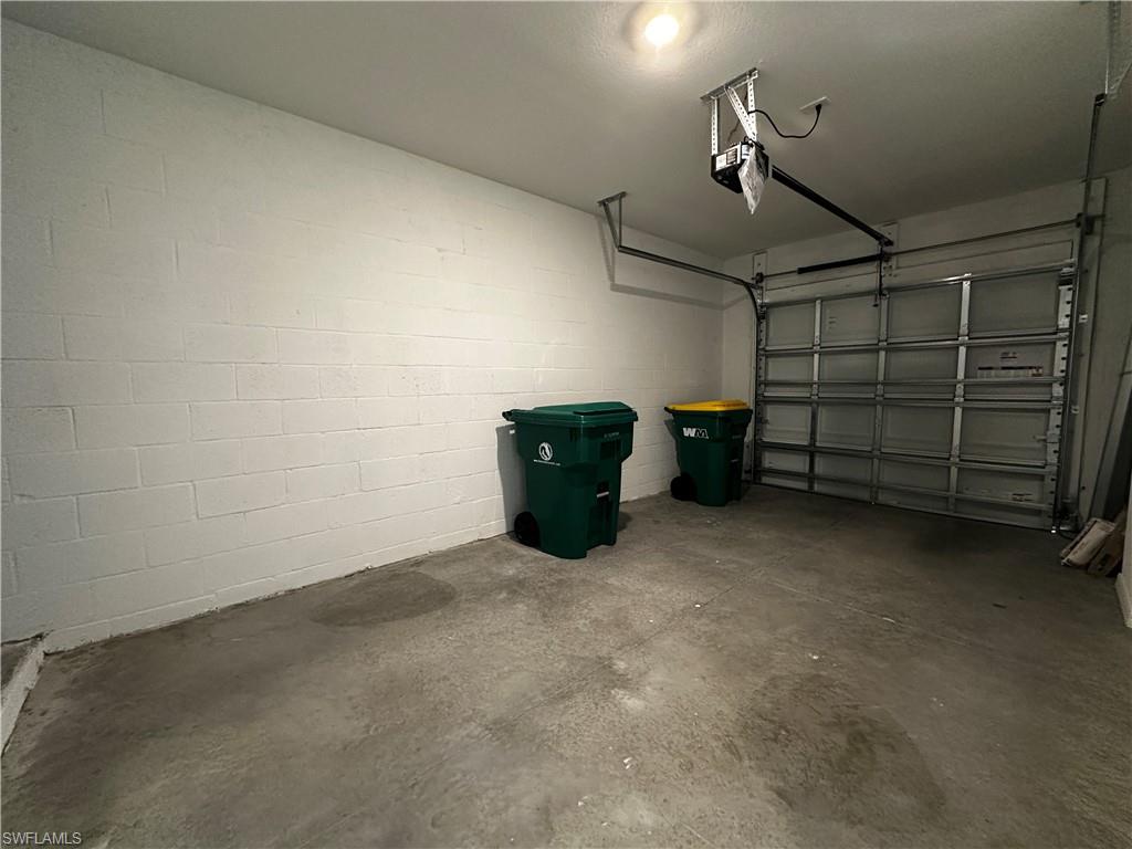 28521 Sweet Meadow Dr Property Photo 24
