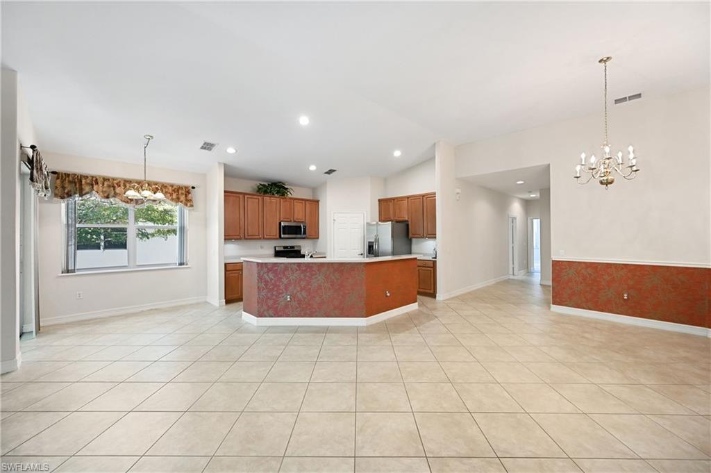 1626 Tarpon Bay Dr S 202 Property Photo 11