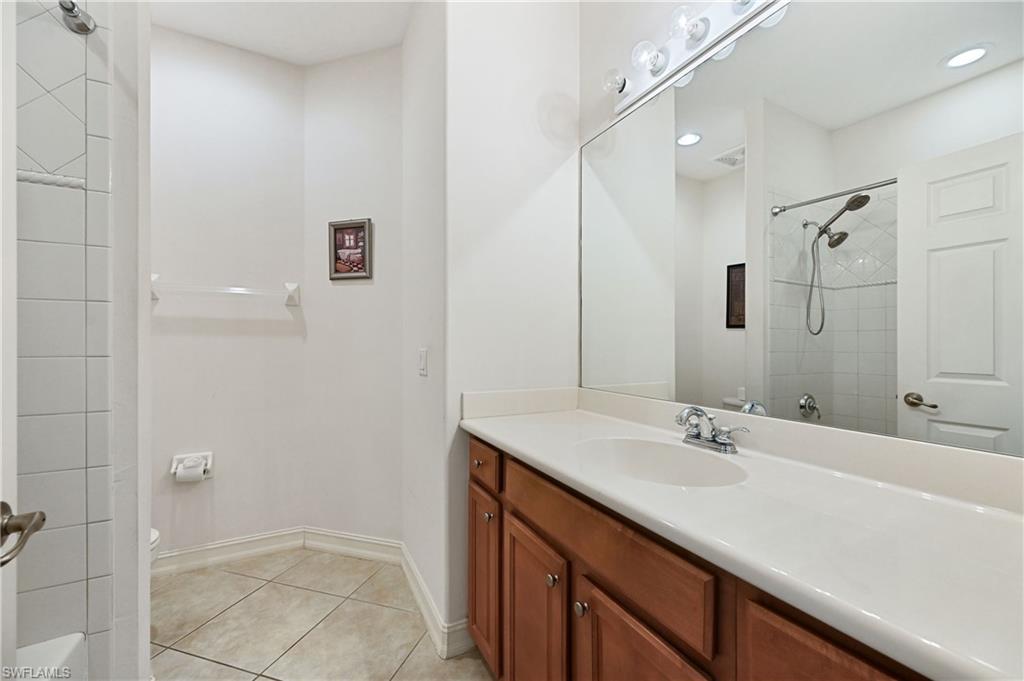 1626 Tarpon Bay Dr S 202 Property Photo 35