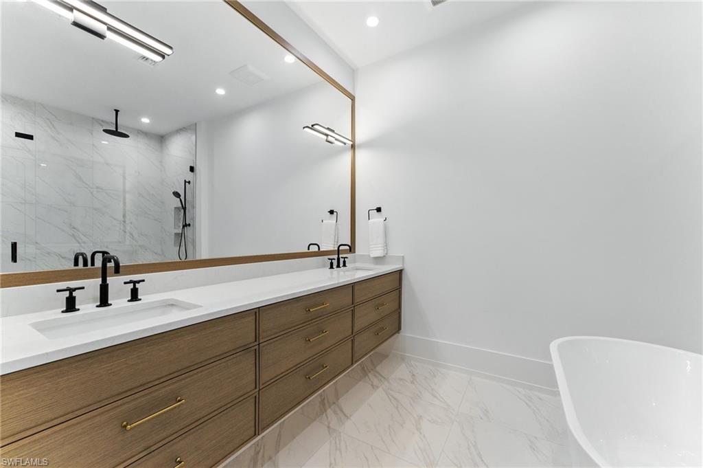 201 8th St S 208 Property Photo 18