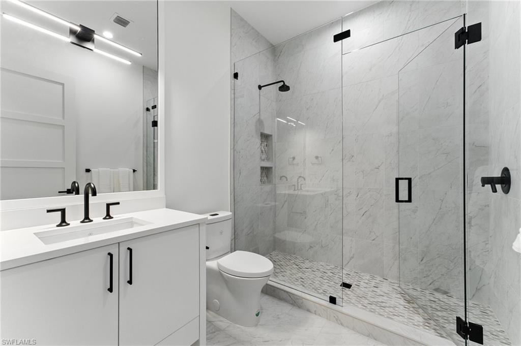 201 8th St S 208 Property Photo 22