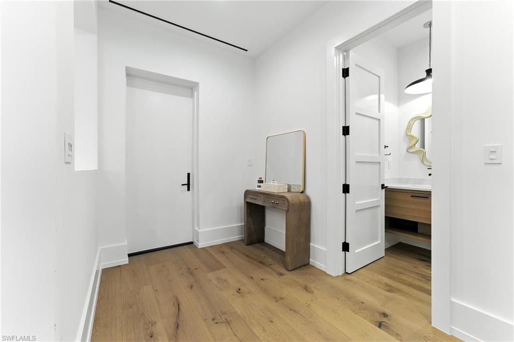 201 8th St S 208 Property Photo 38