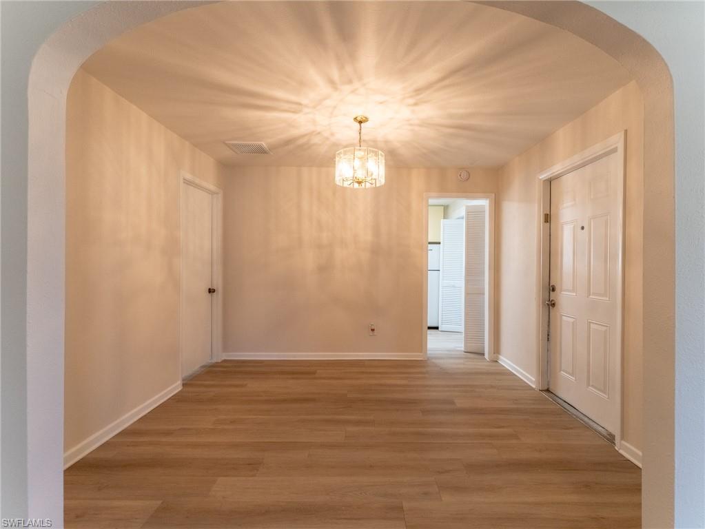 3802 Seminole Ave Property Photo 4