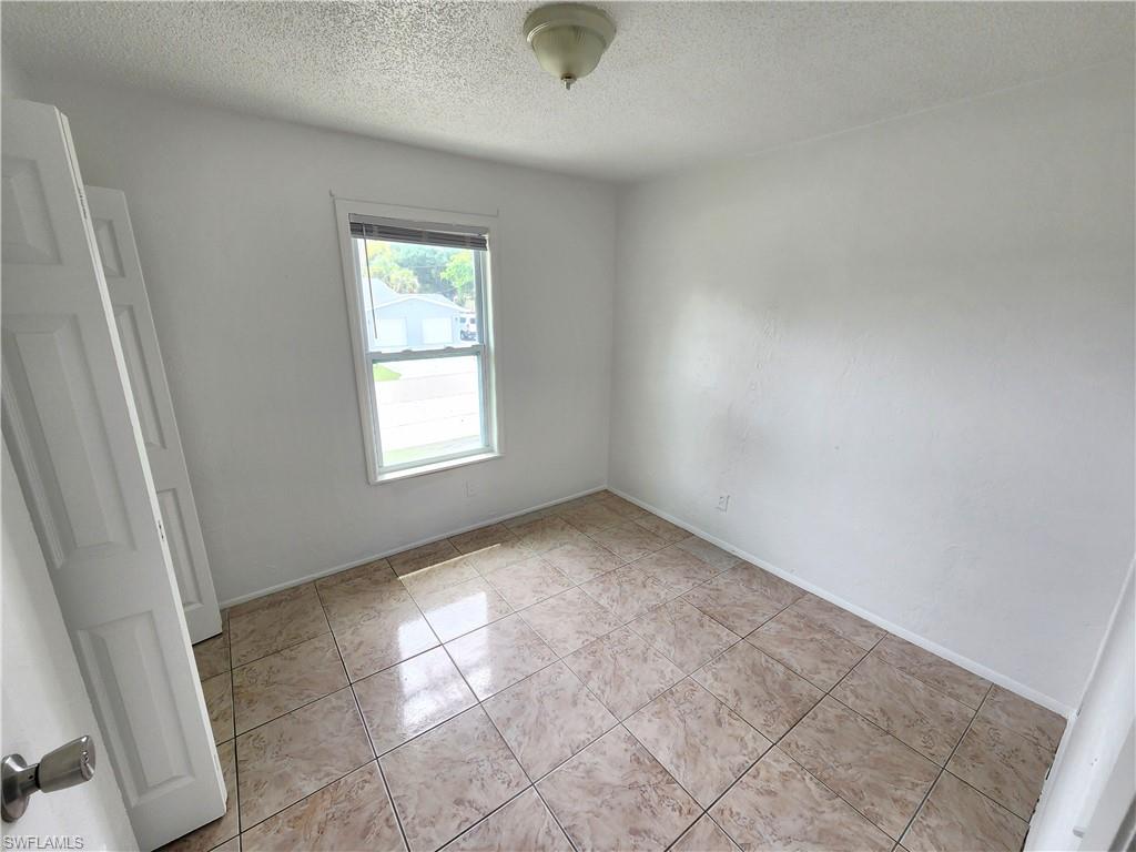 1480/1482 Lura Ave Property Photo 10