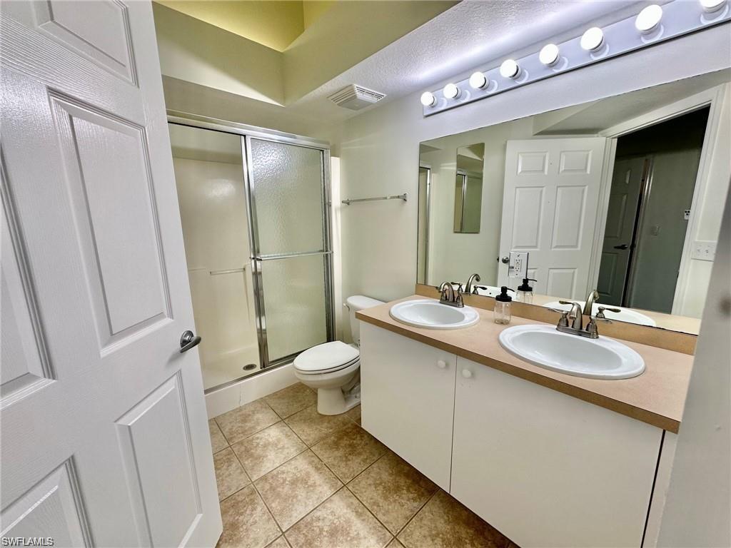 25735 Lake Amelia Way 203 Property Photo 13