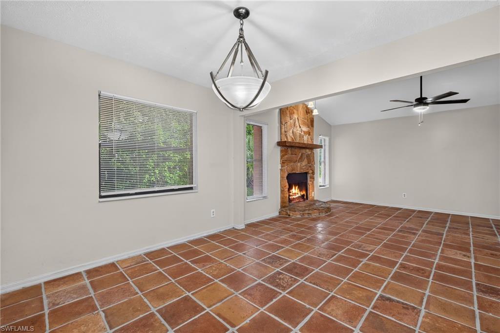 17565 Lee Rd Property Photo 10