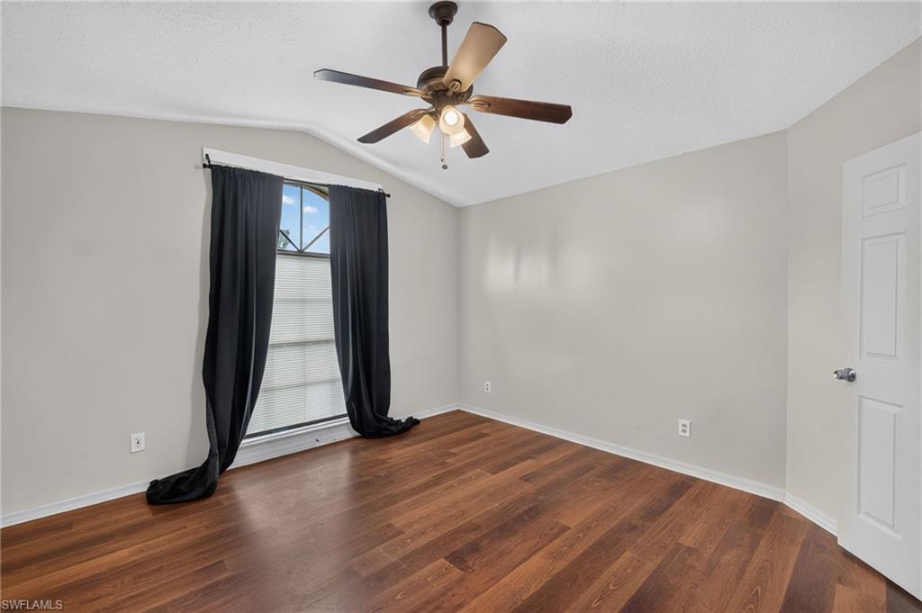 17565 Lee Rd Property Photo 14