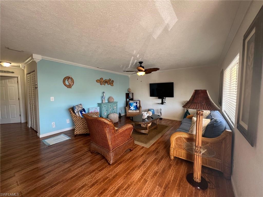 4603 Bayshore Dr F8 Property Photo 2