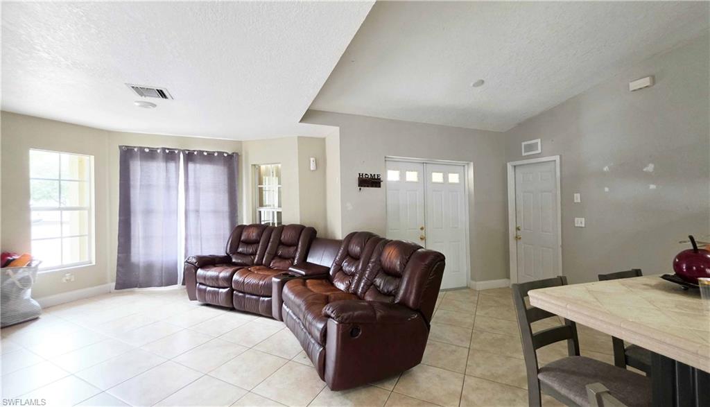 355 Lindero St Property Photo 32