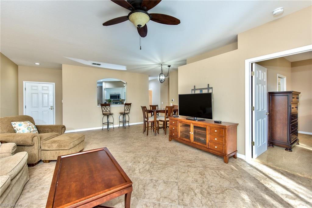 20081 Seagrove St 902 Property Photo 6