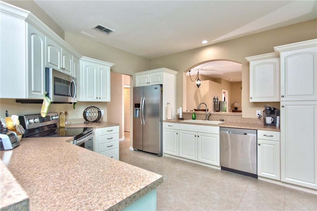 20081 Seagrove St 902 Property Photo 10