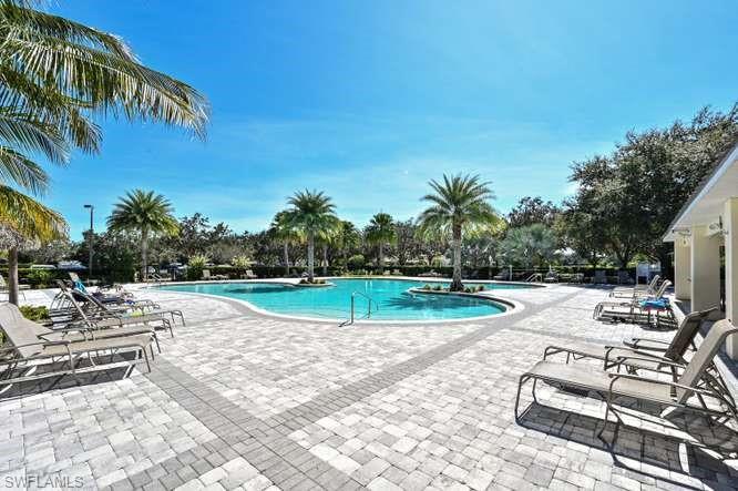 2314 Heydon Cir W Property Photo 40