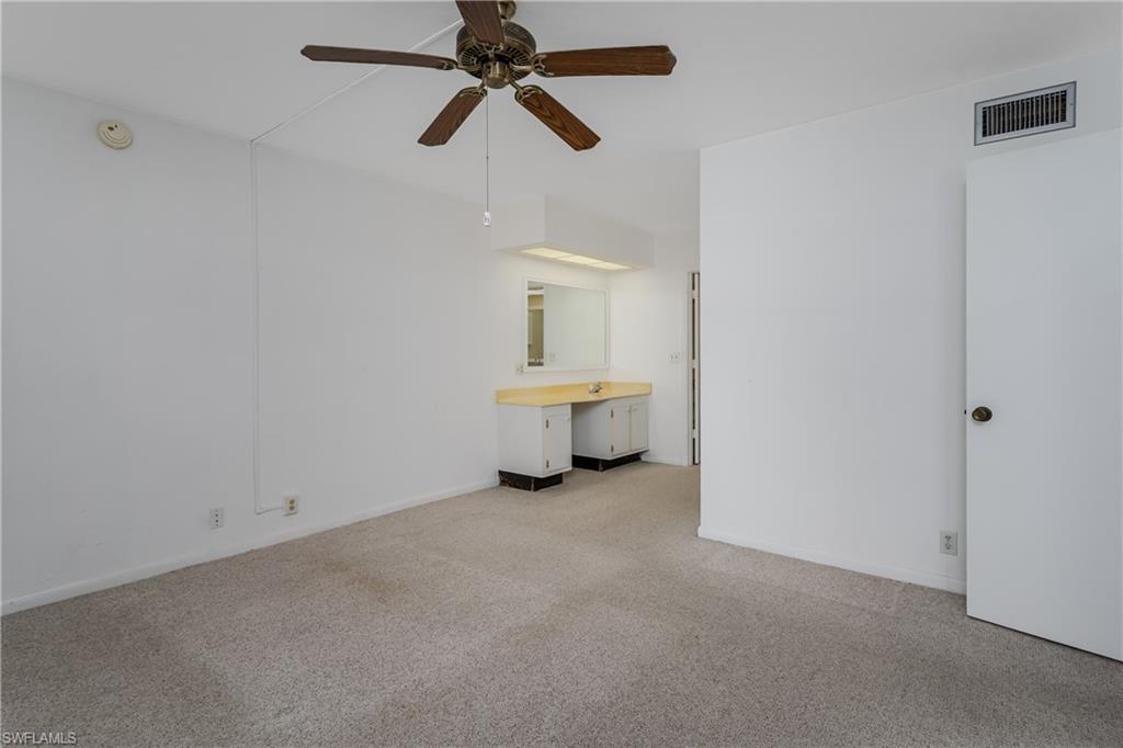 1733 Courtyard Way B103 Property Photo 17