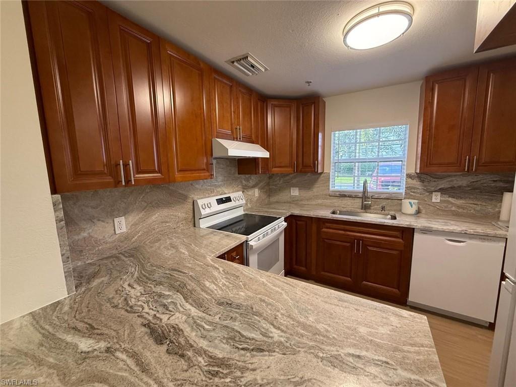 9051 Gervais Cir 1508 Property Photo 11