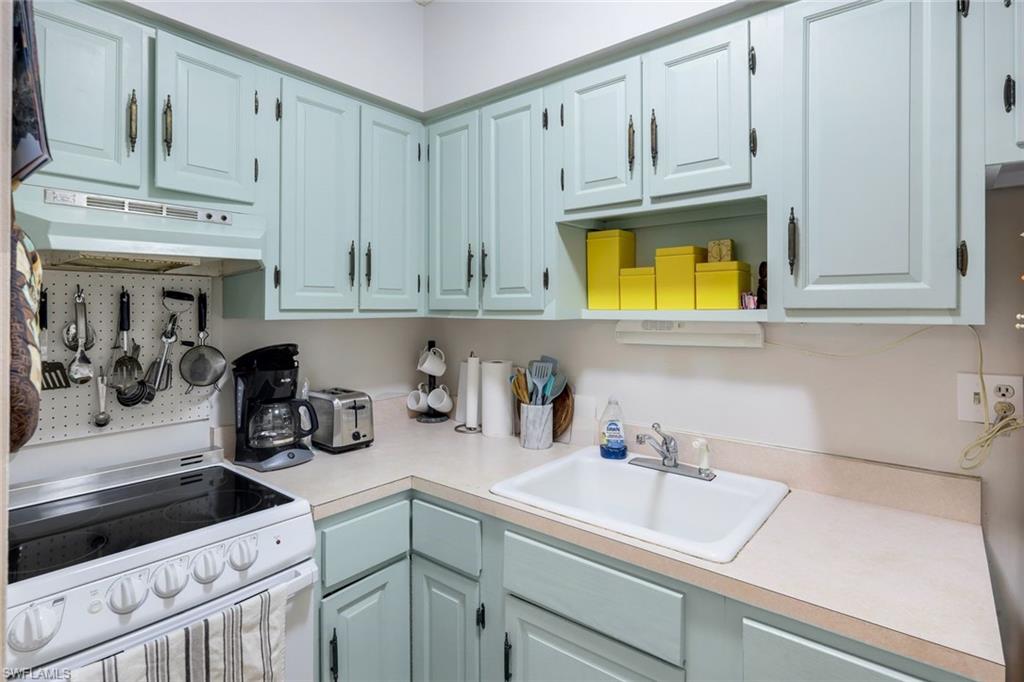 130 Collier Blvd E4 Property Photo 4