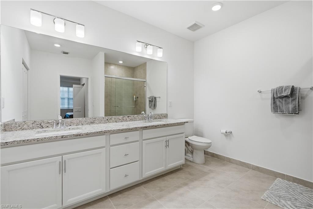 26401 Coco Cay Cir 201 Property Photo 17