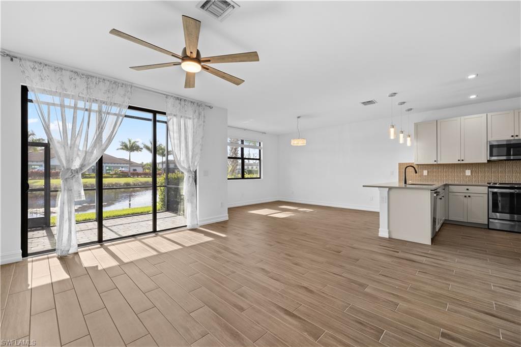 7548 Carnegie Way Property Photo 3