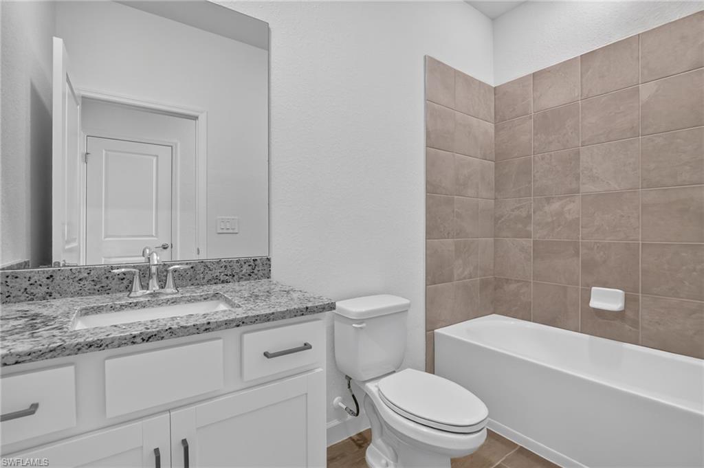 3233 Weston Manor Dr Property Photo 8