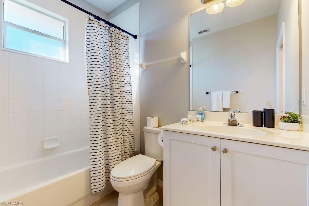 350 Robin Hood Cir 202 Property Photo 19