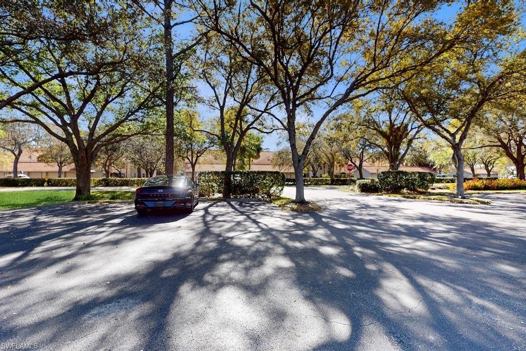 350 Robin Hood Cir 202 Property Photo 40