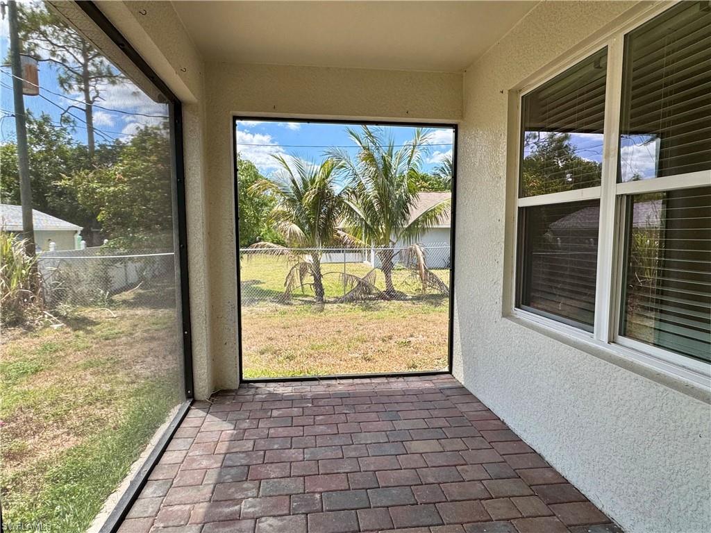 18661 Miami Blvd Property Photo 20