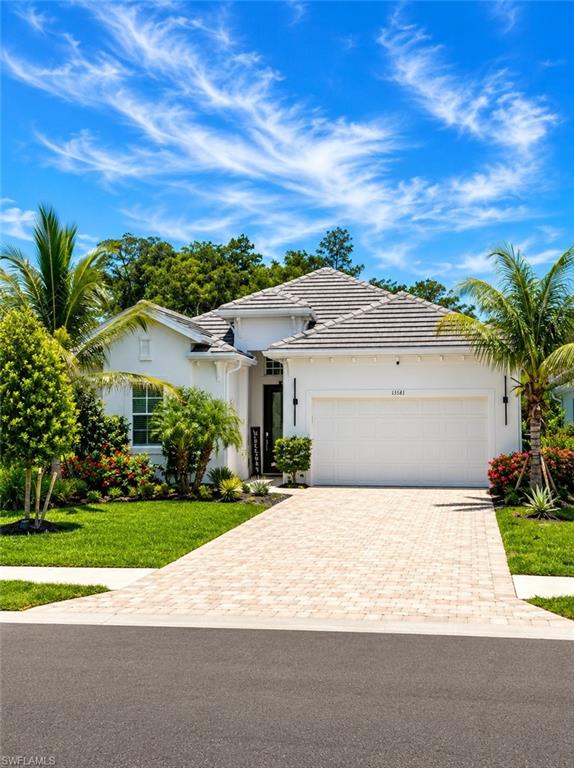 13585 Blue Bay Cir Property Photo 1