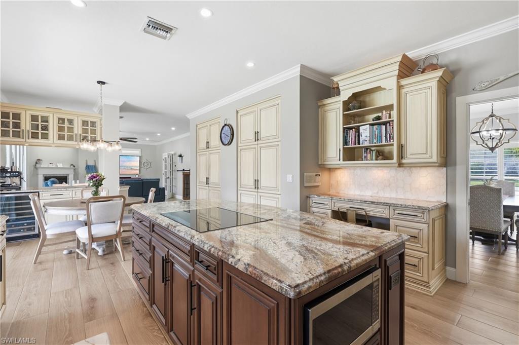 308 Wentworth Ct Property Photo 11