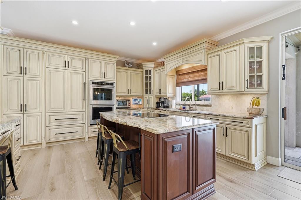308 Wentworth Ct Property Photo 13