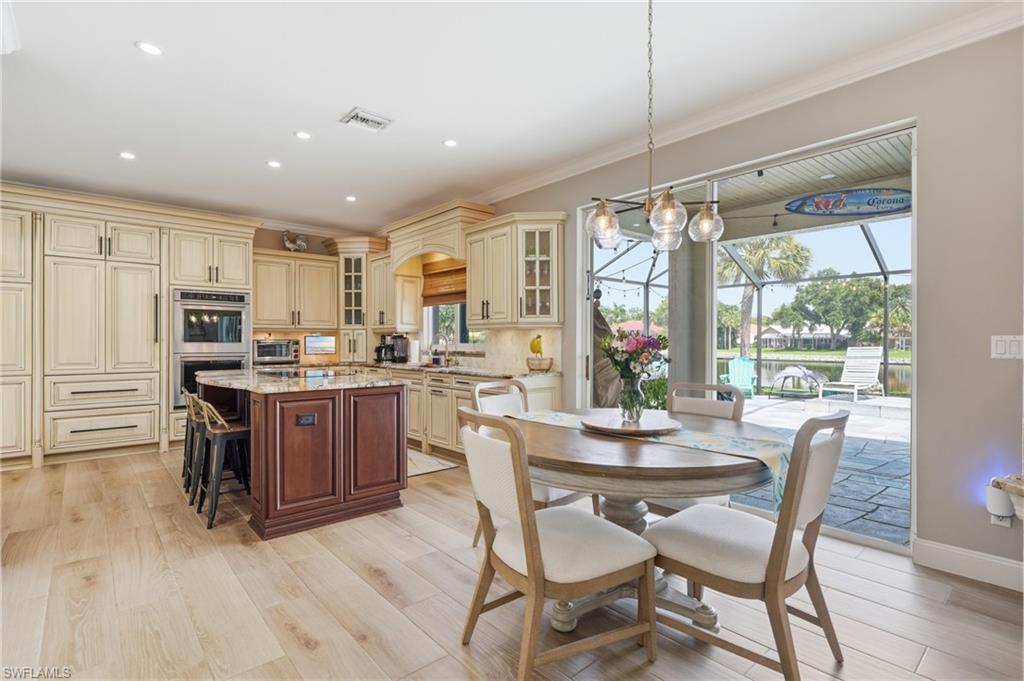 308 Wentworth Ct Property Photo 17