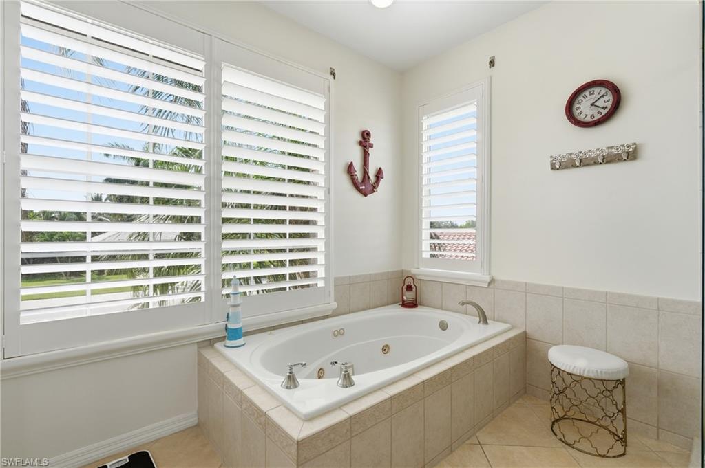 308 Wentworth Ct Property Photo 23