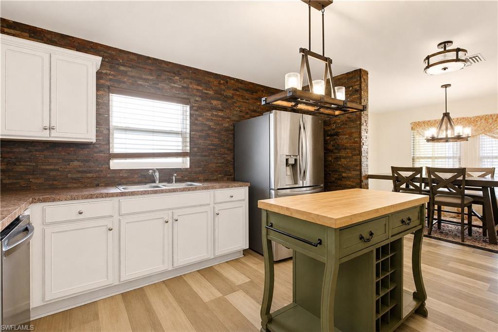 10365 Canal Brook Ln Property Photo 11