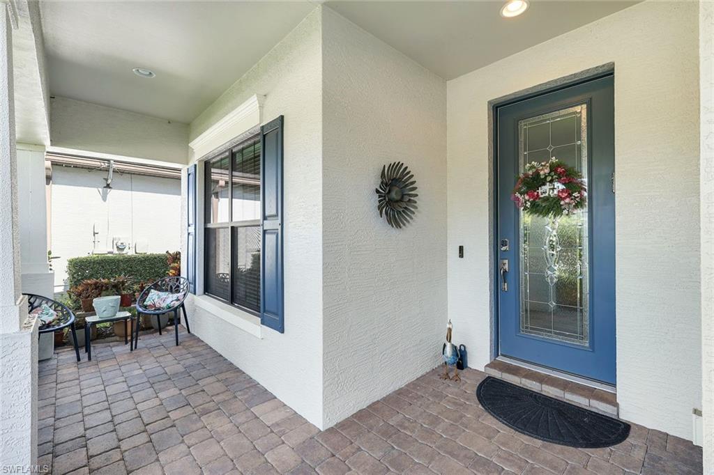 16345 Camden Lakes Cir Property Photo 2