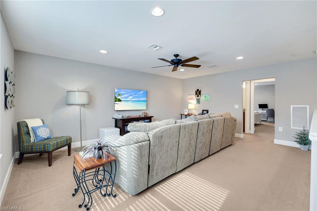 16345 Camden Lakes Cir Property Photo 18