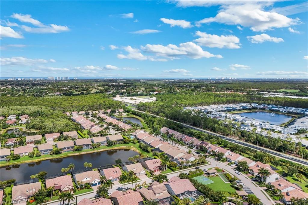 16345 Camden Lakes Cir Property Photo 43