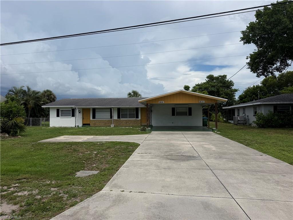 2521 16th PL Property Photo 1