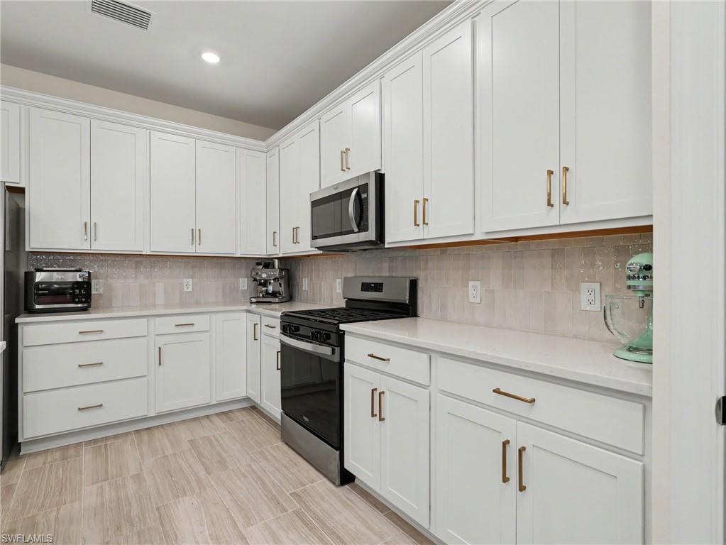 20645 Napa Loop Property Photo 14