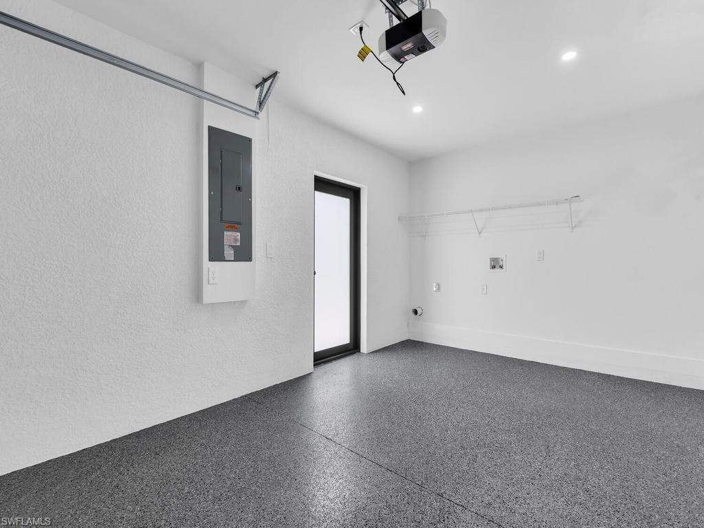 105/107 Meadow Rd Property Photo 18