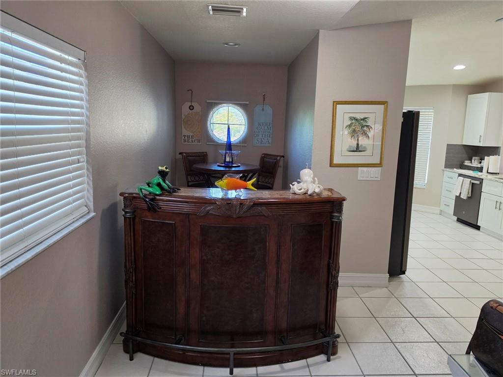 200 Diamond Cir 202 Property Photo 10