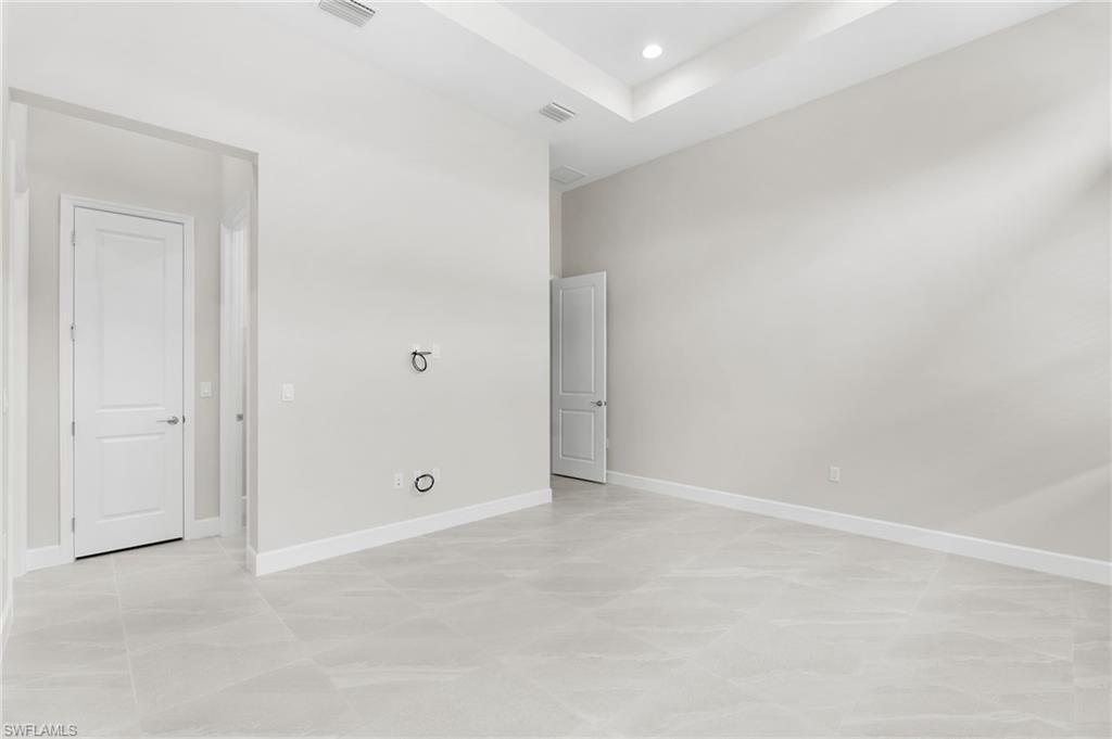 2436 Cambridge Way Property Photo 12