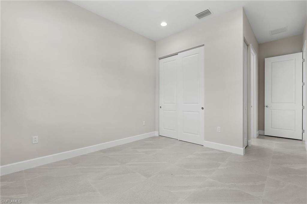 2436 Cambridge Way Property Photo 18