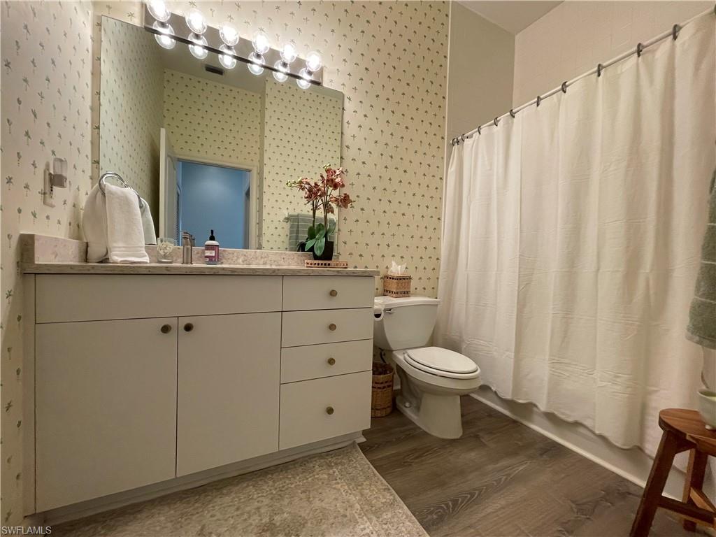 2377 Ravenna Blvd 202 Property Photo 24