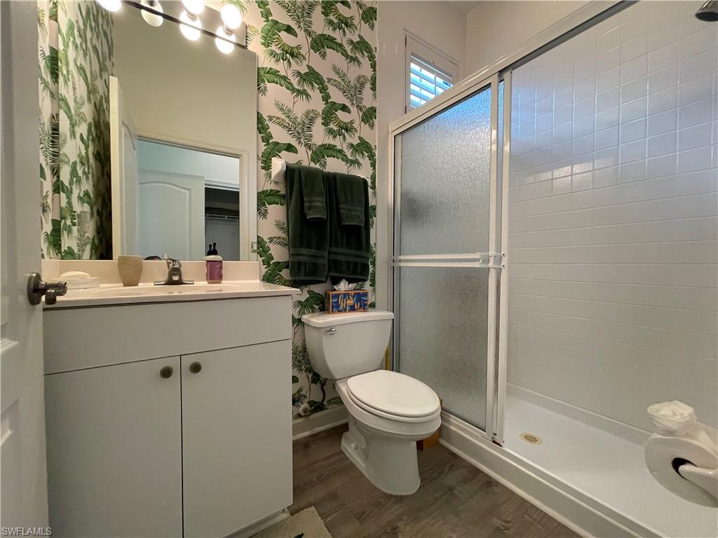 2377 Ravenna Blvd 202 Property Photo 26