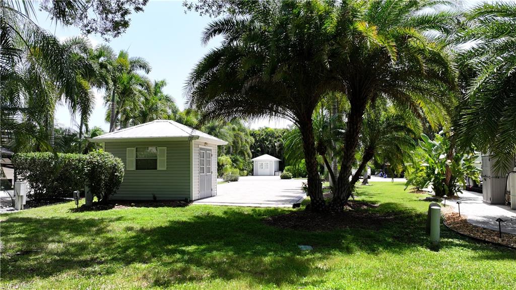 10067 Parkwood Dr Property Photo 15