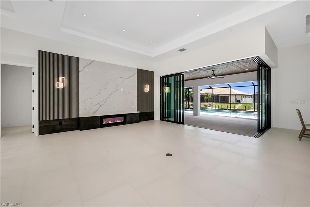 1905 29th Ter Property Photo 4