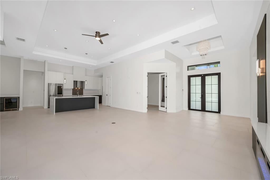 1905 29th Ter Property Photo 6