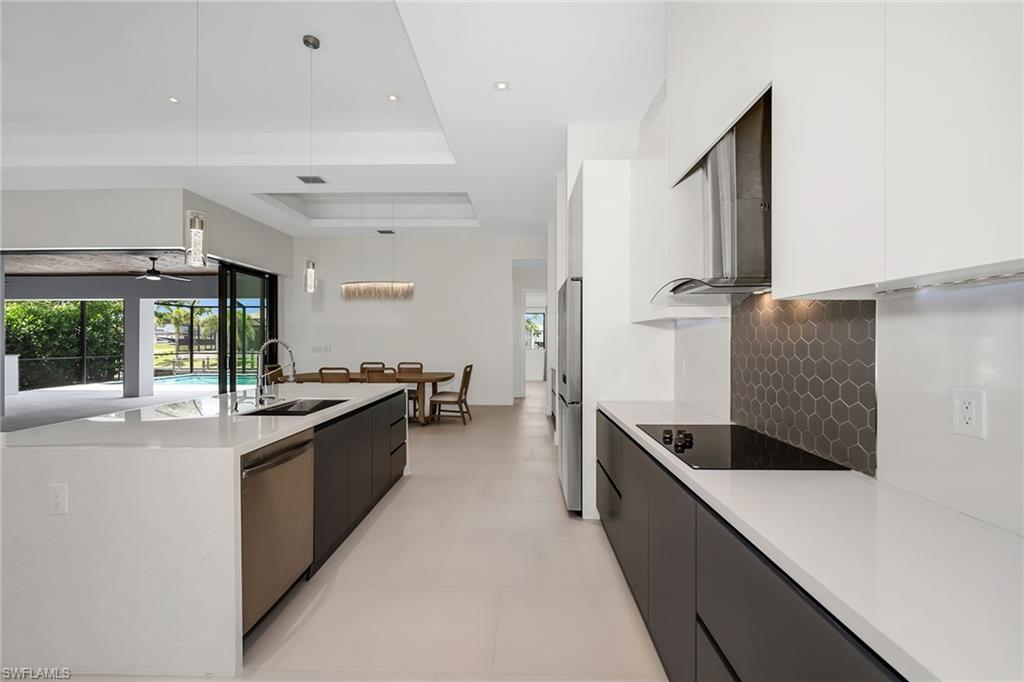 1905 29th Ter Property Photo 10