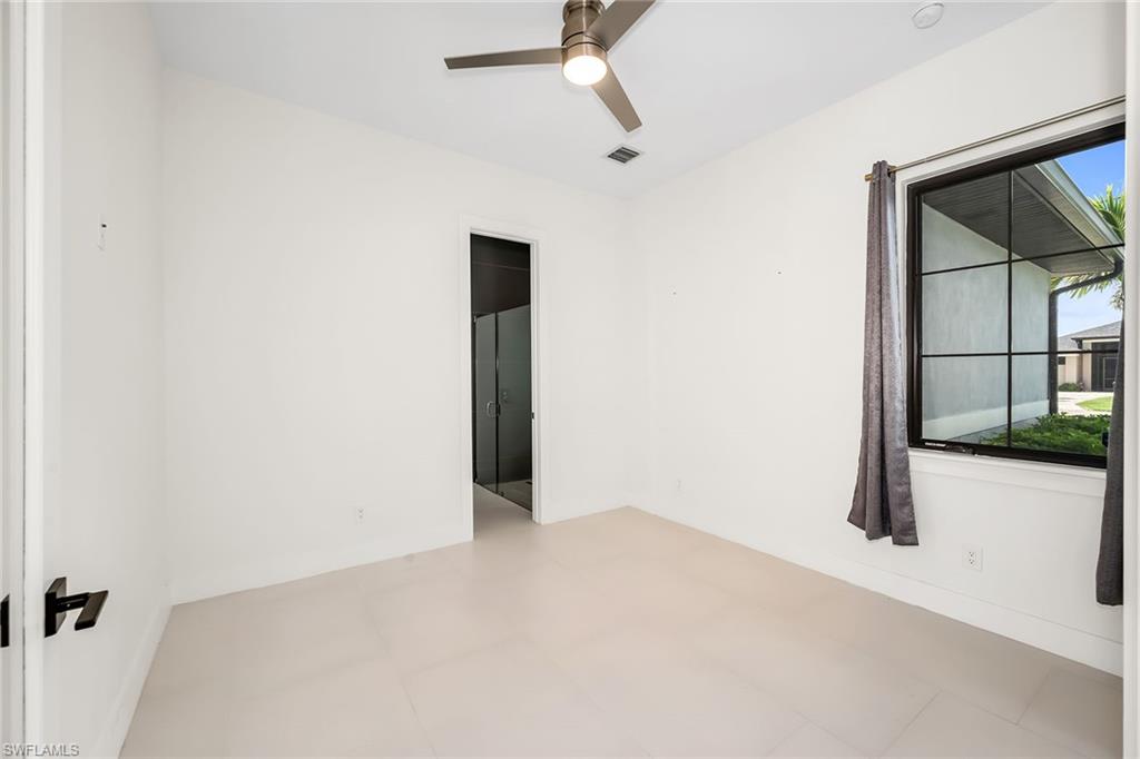 1905 29th Ter Property Photo 22