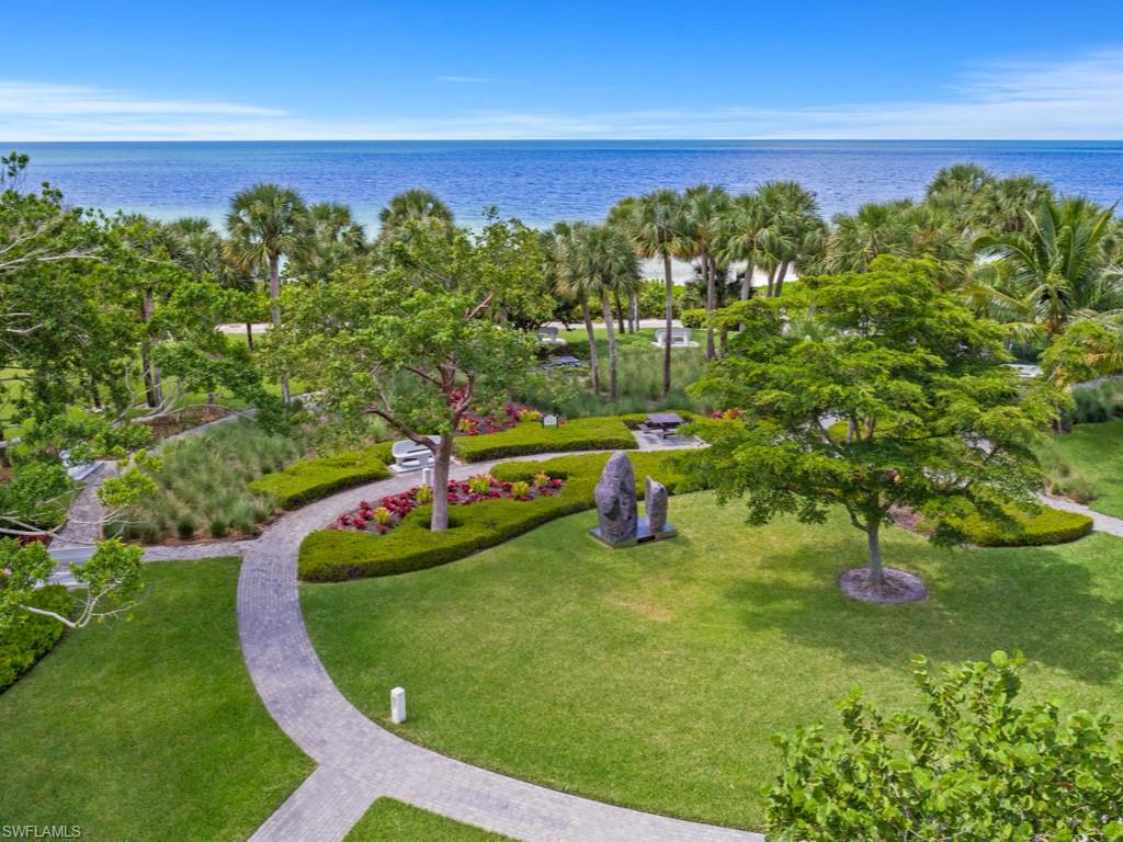 667 Park Shore Dr Property Photo 13